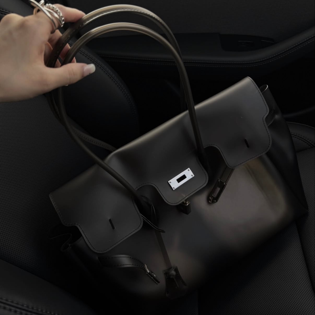 NOIRA | JELLY FIRKIN BAG